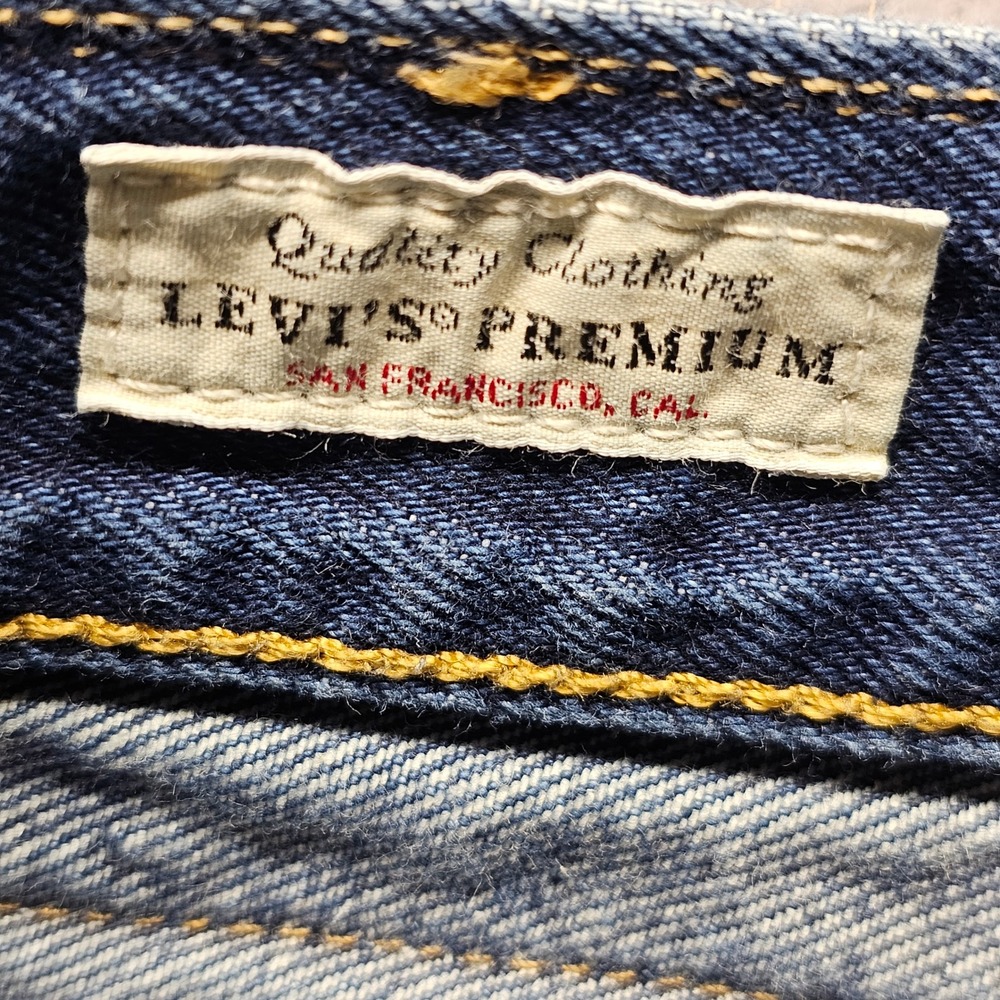 Levi's 501 Original Fit Jeans Womens 28x30 Blue Denim Straight Leg Button Fly - Picture 8 of 14